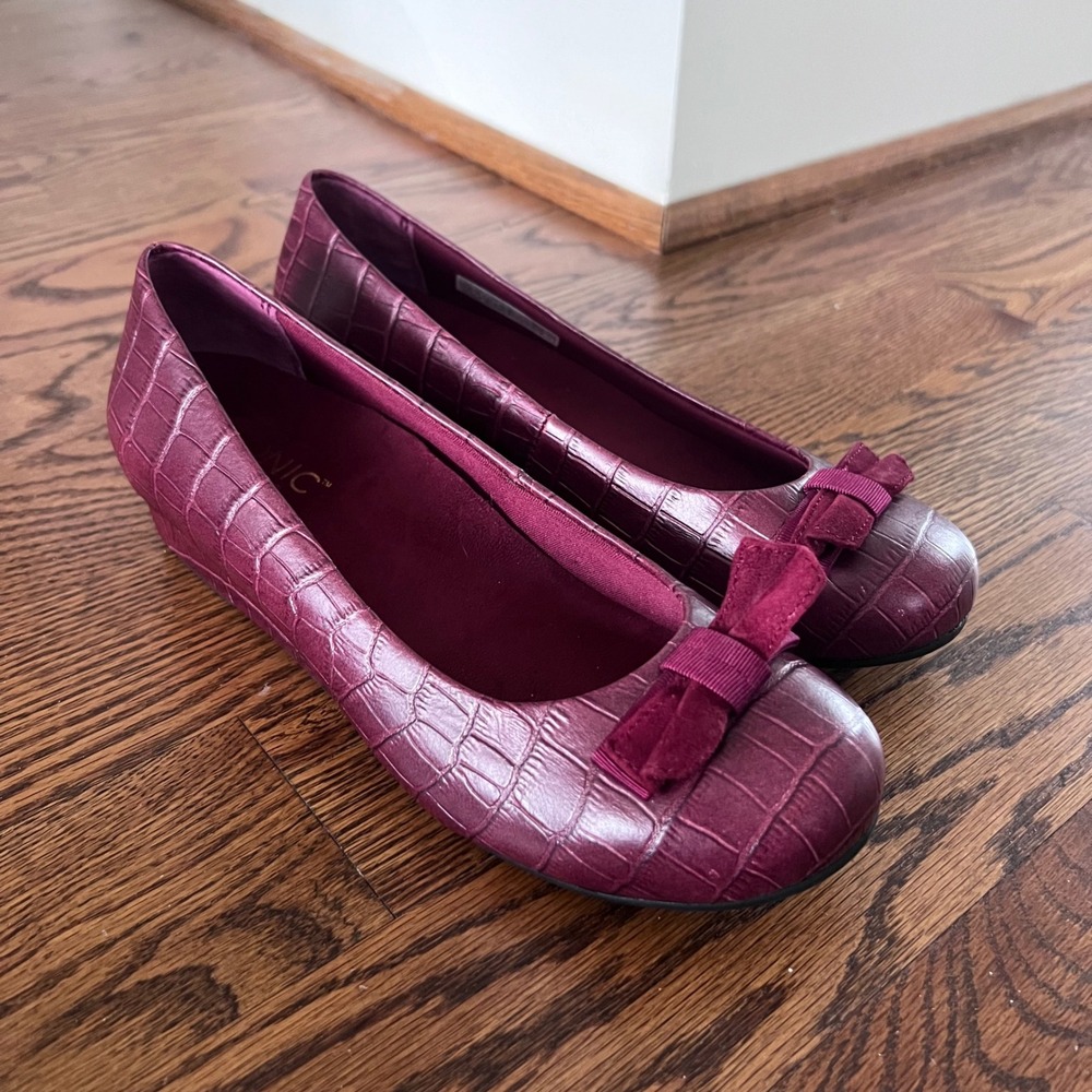Vionic Lydia Orthaheel Burgundy Croc Wedge Ballet‎ Flats Orthotic Technology 8.5